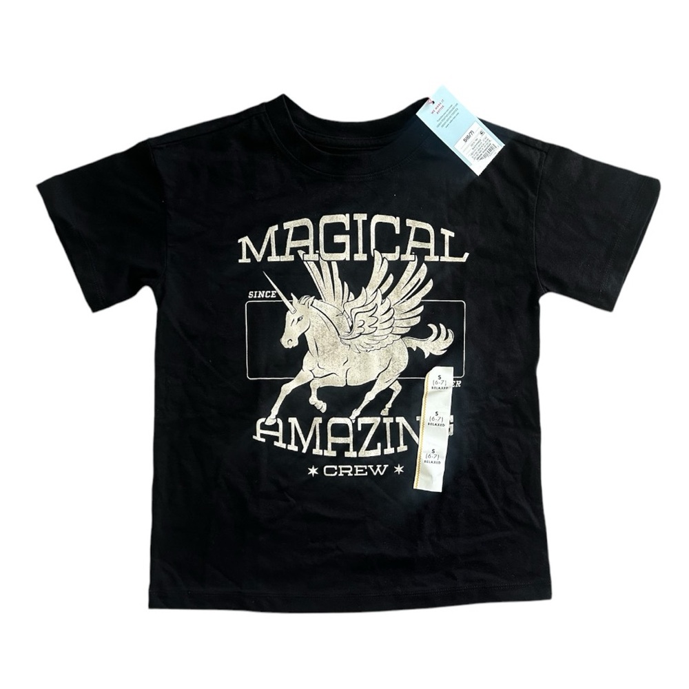 Cat & Jack Girls “Amazing Magical Crew” Graphic T Shirt